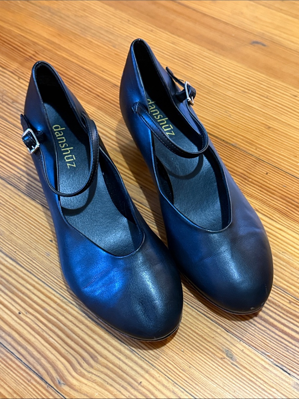 Danshūz Mary Jane Dance Pumps